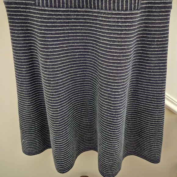Theory Randria Evian Pinstripe Knit Dress - Picture 6 of 9